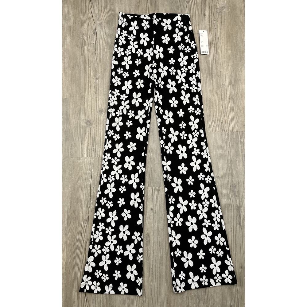 Urban Outfitters Bryn Pull-On Flare Pants Black & White Floral Print Women’s XS